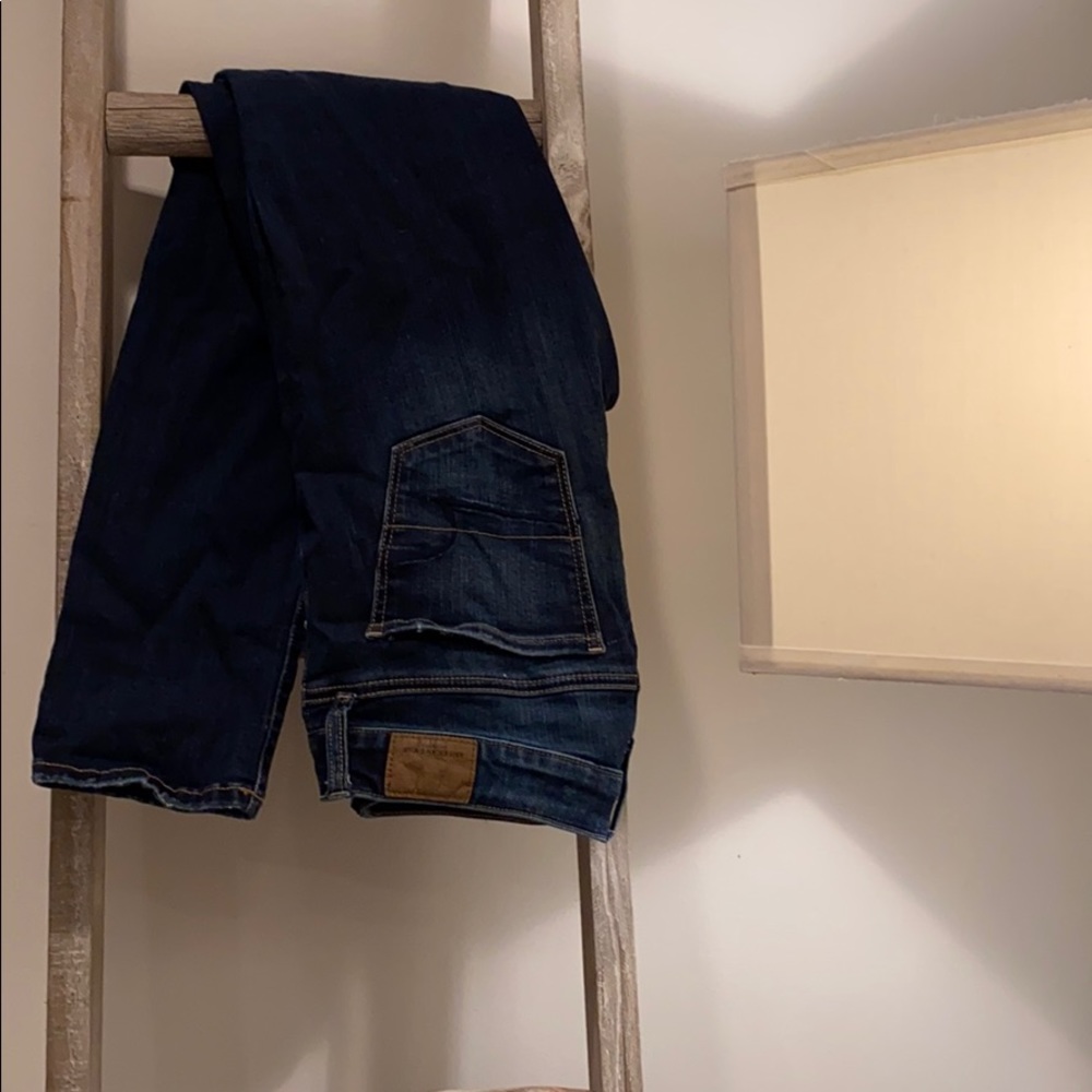 AMERICAN EAGLE straight leg jeans